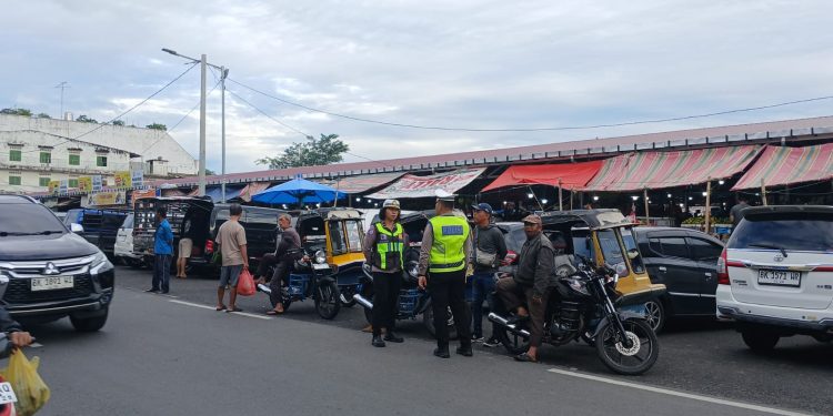 Polantas Karib Sambangi Pengendara Betor, Sat Lantas Polres Pematangsiantar Dorong Pelopor Keselamatan